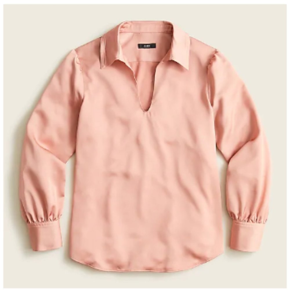 Collared Satin-Back Crepe Popover Top in Clay-Sand